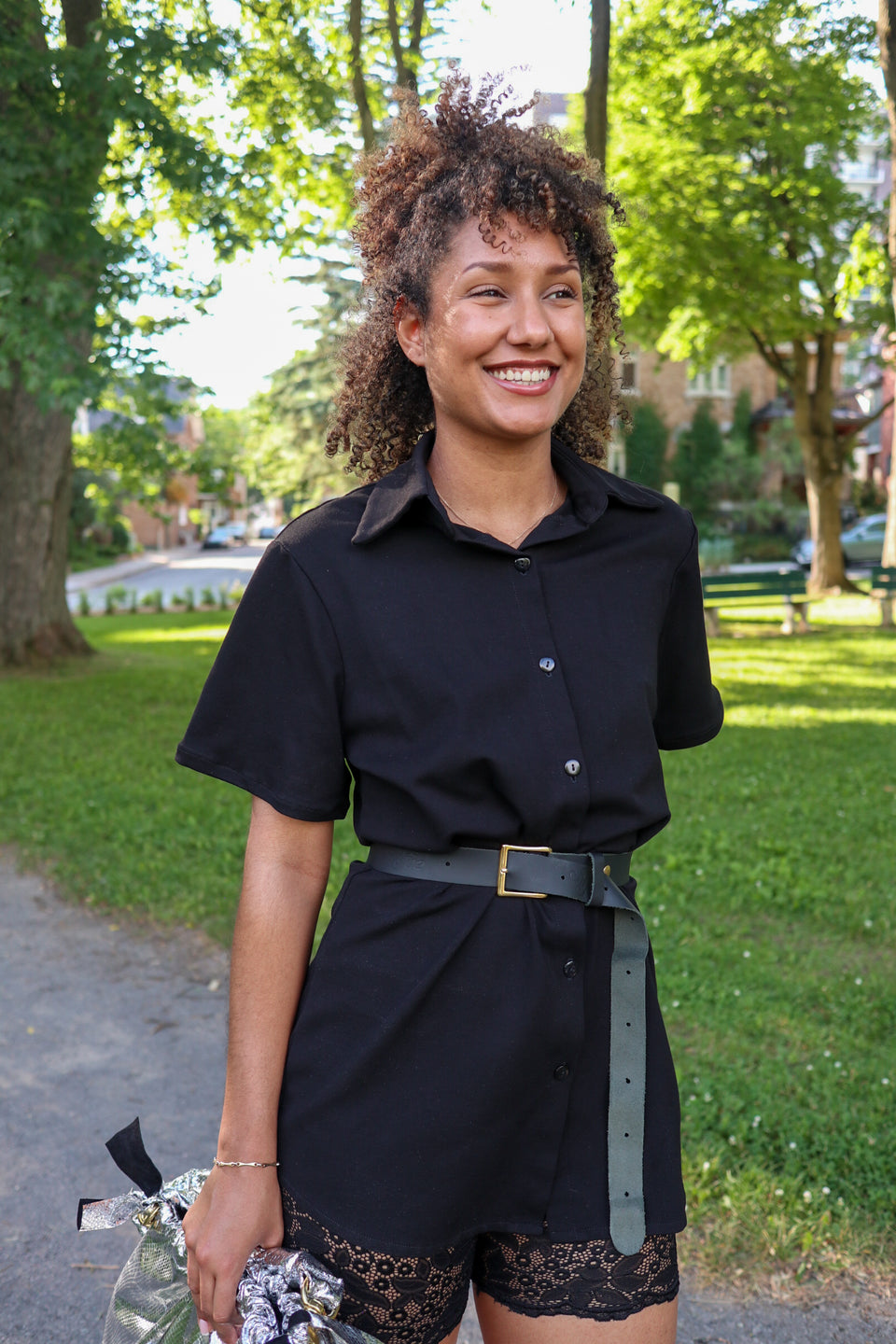 Chemise noire manches courtes
