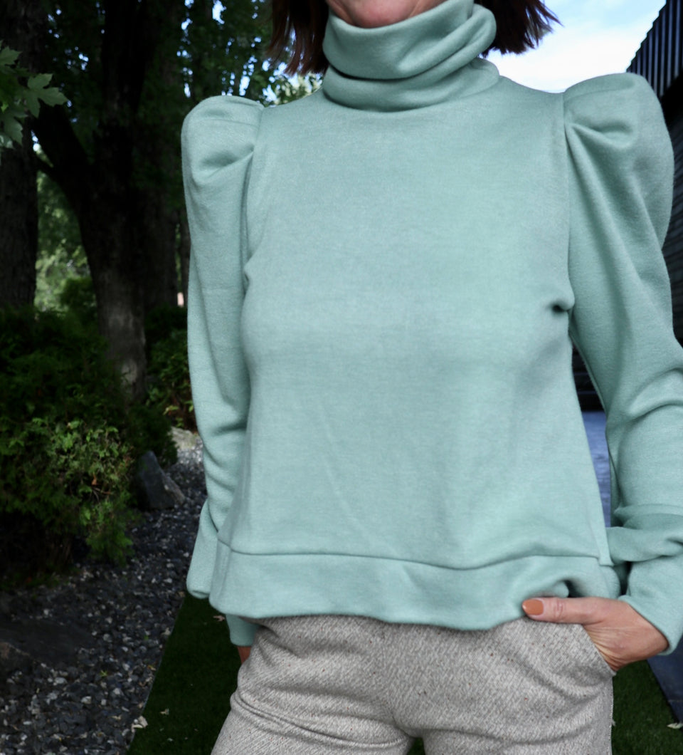 Col roulé vert sauge