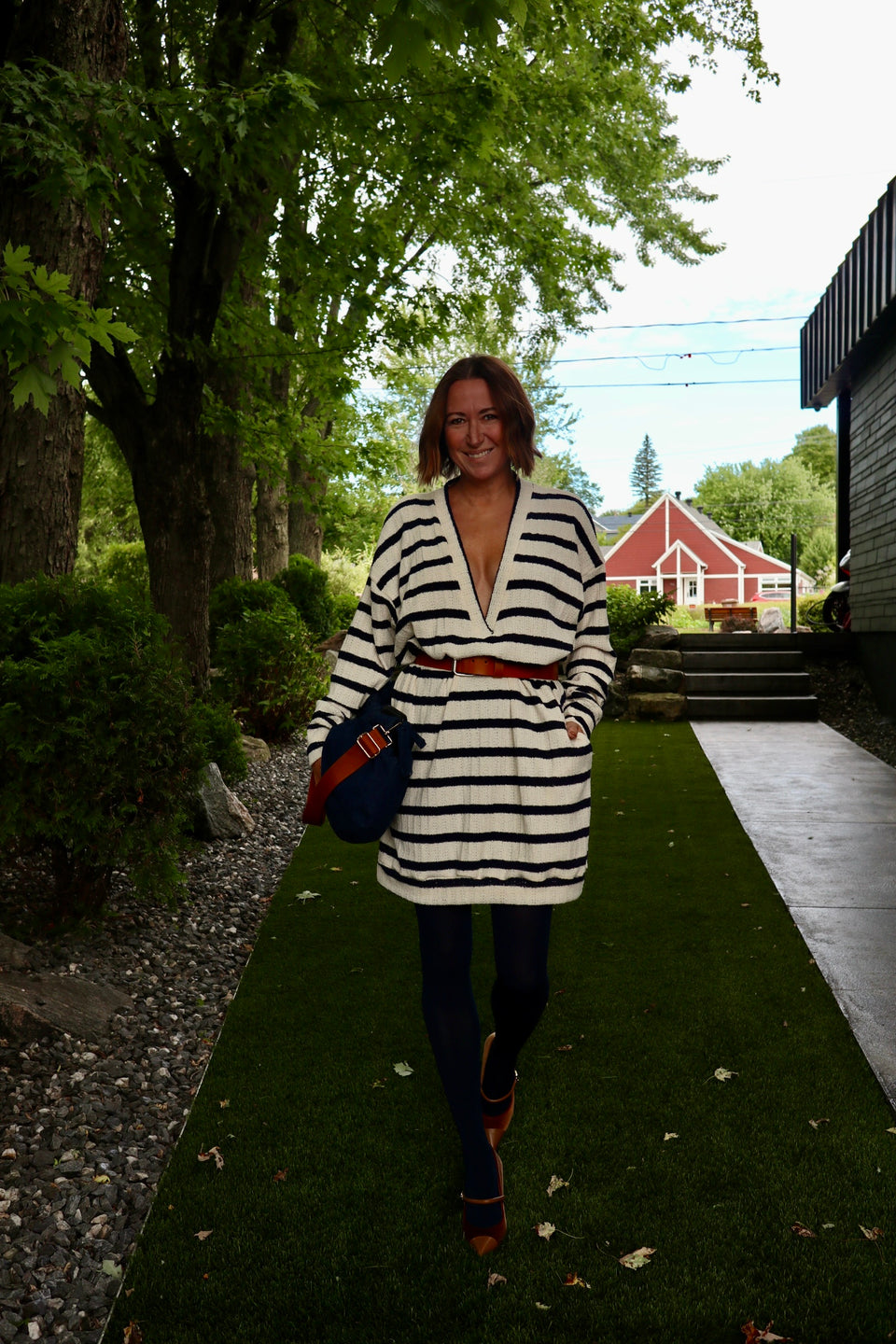 Robe décolletée rayée