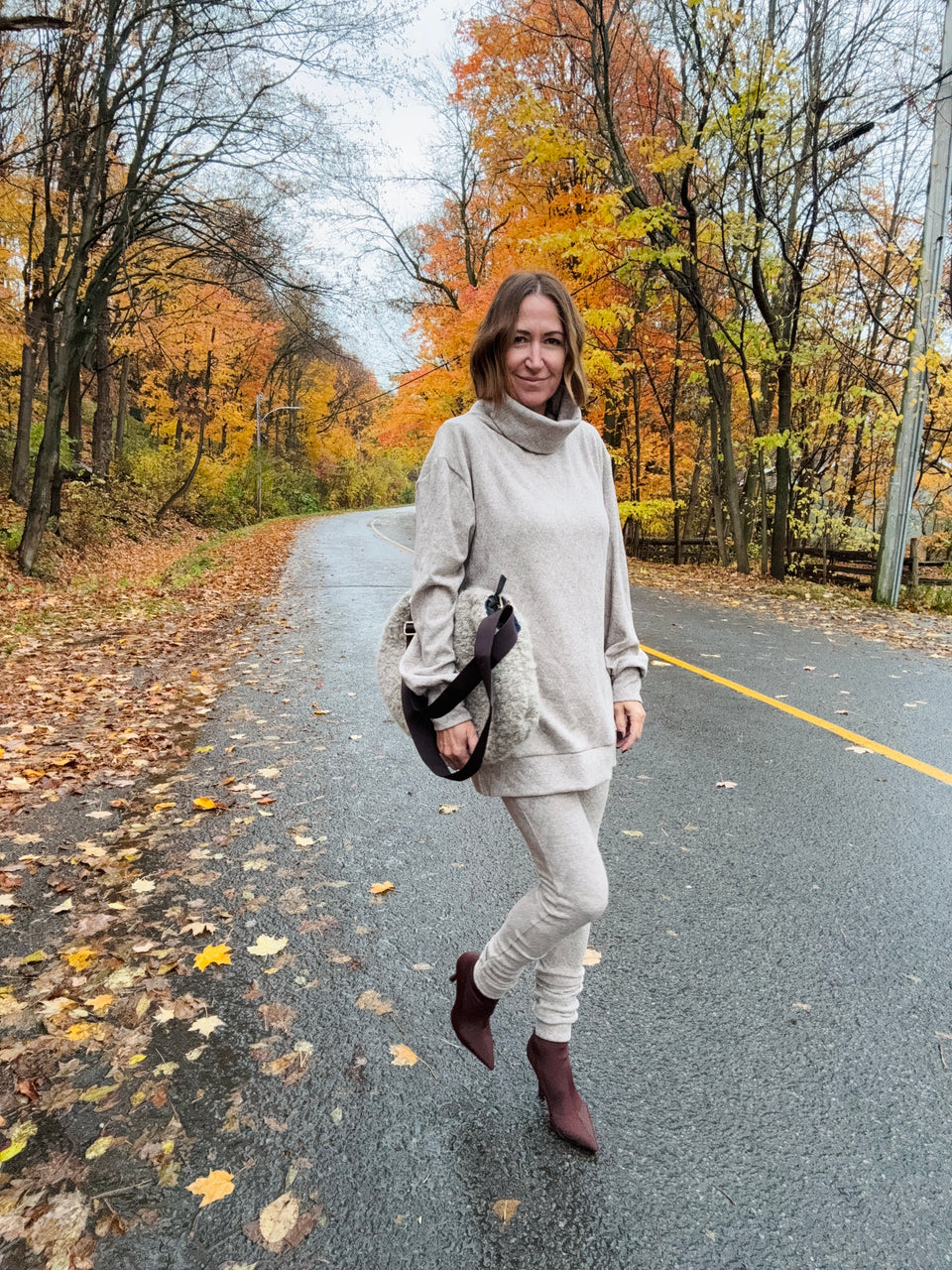 Col roulé tricot beige