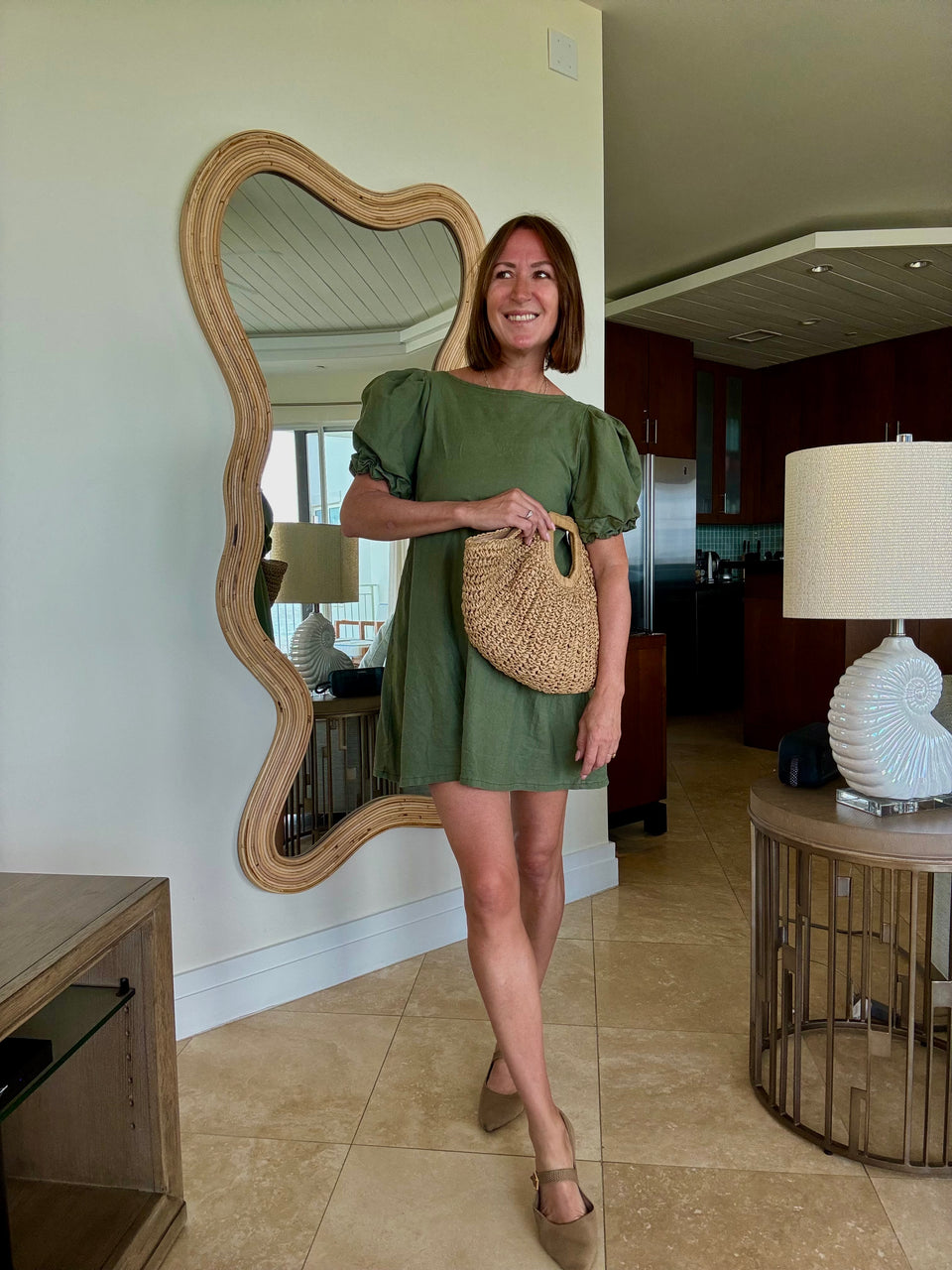 Robe kaki manches bouffantes