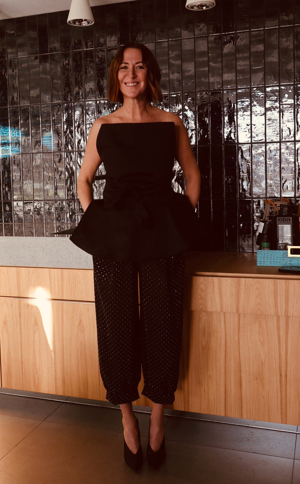 Pantalon noir pastilles brillantes